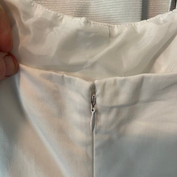 Calvin Klein sleeveless white lined pre owned dress size 10 - Picture 14 of 16